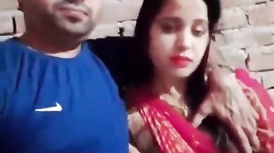 Saree wali ganwar indian bhabhi chudai clip
